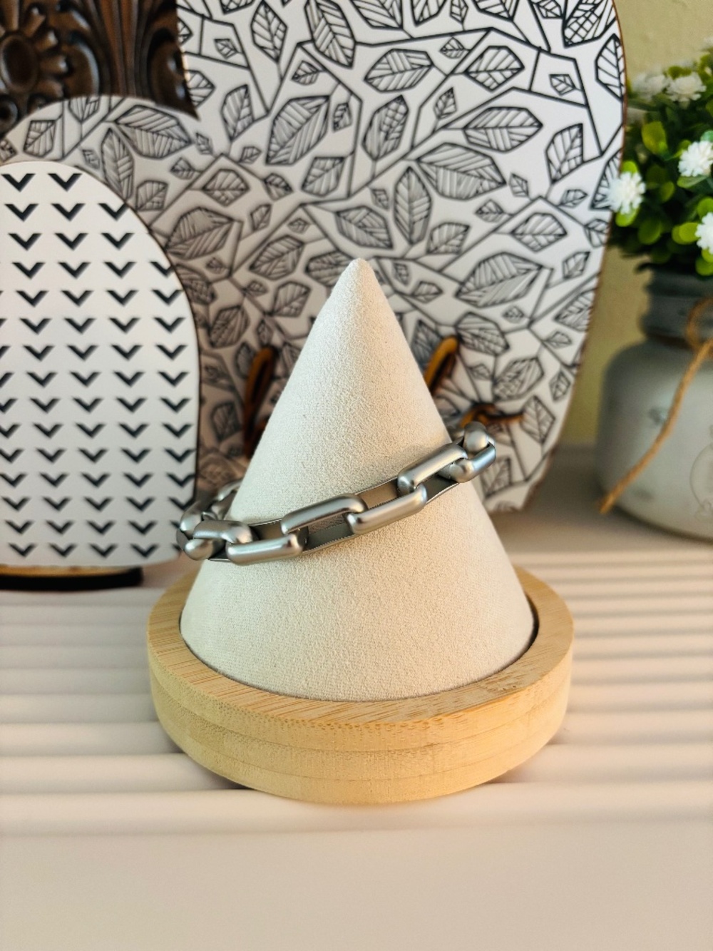 Matte Silver Chain Link Toggle Bracelet
